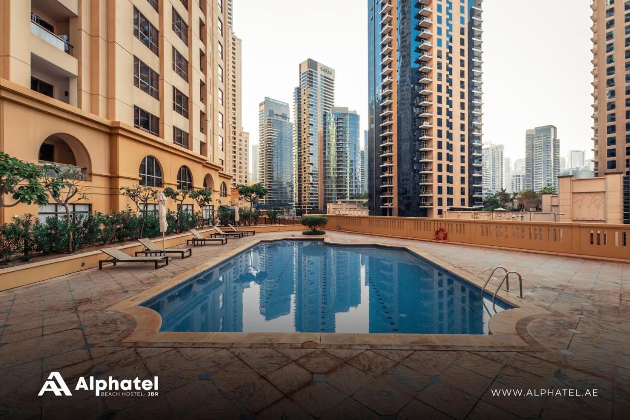 Alphatel Beach Hostel Jbr ドバイ エクステリア 写真